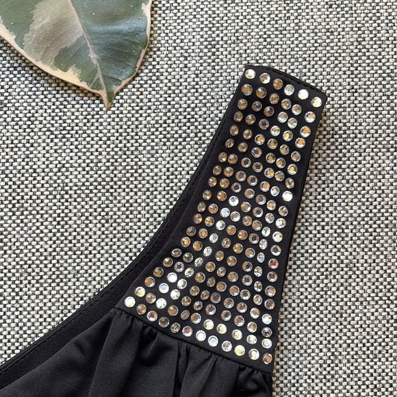 ✨ Y2K One Shoulder Embellished Mini Handkerchief Dress, Circa 2008 Size: M - Picture 12 of 17